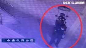 台南,週年慶,重訓,健身,扛,老翁,受困,電動代步車