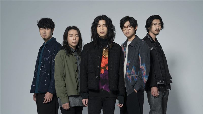麋先生成軍10年曝喜訊　耶誕節誕生了