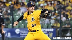 ▲台灣大賽第4戰，中信兄弟先發投手吳哲源。（圖／記者劉彥池攝影）