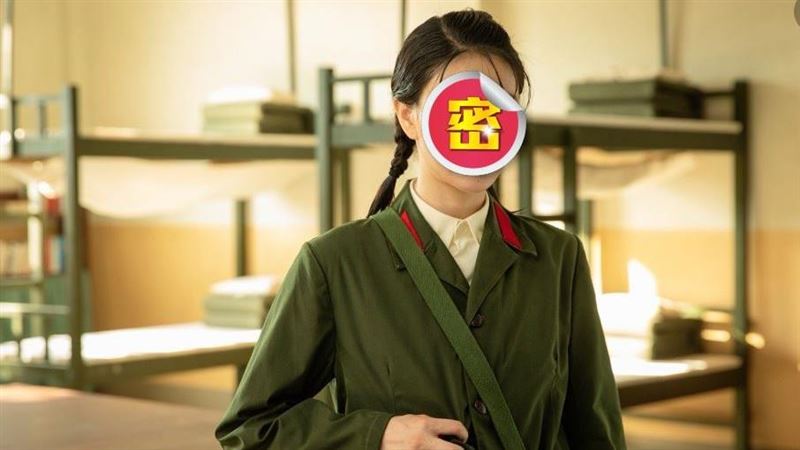 她被稱為「最美軍花」！私底下竟是萌妹子