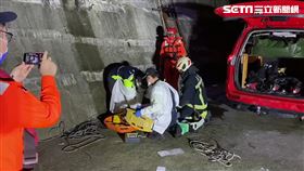 基隆市外木山漁港驚傳孔姓釣客墜落堤防意外。（圖／翻攝畫面）