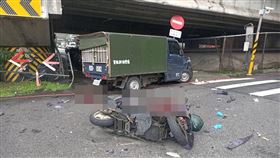 天人永隔,違規貨車,身亡,中和,翻攝畫面