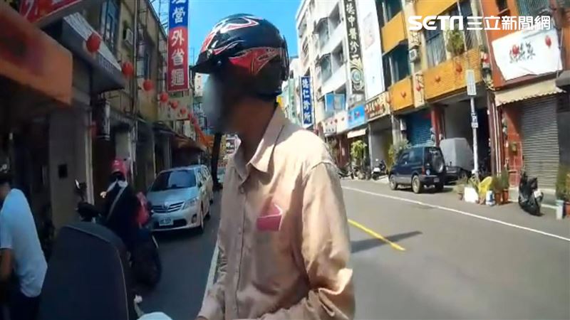 高雄男母親過世哭求　女警1理由不幫他