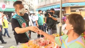 盧秀燕請假拚連任　蔡其昌市場掃街拜票
