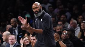 ▲布魯克林籃網拔擢助理教練馮恩（Jacque Vaughn）擔任總教練。（圖／美聯社／達志影像）