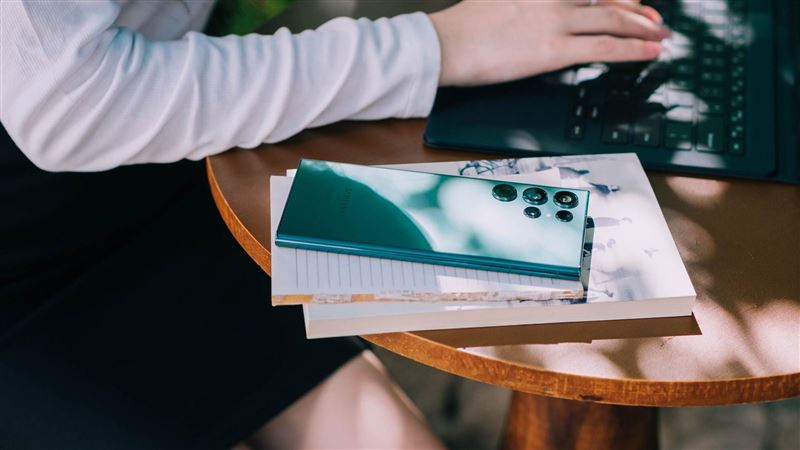 雙11搶便宜！三星、Sony旗艦機省破萬元