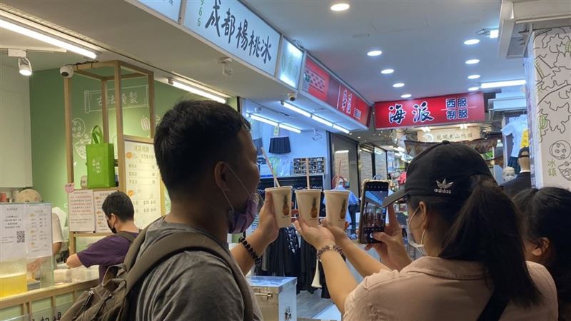 側寫／9月就搬家！成都楊桃冰老顧客撲空
