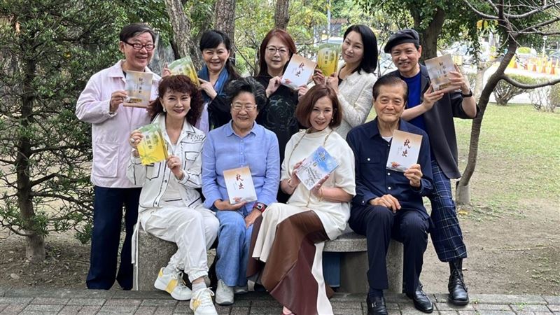 影劇大師被誤認匪諜　遺孀噴淚巨作