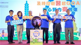 為提升國人對糖尿病的關注力與自覺，糖尿病衛教學會攜手國健署與北市府衛生局、糖尿病學會等單位於中正紀念堂舉辦 「2022世界糖尿病日園遊會暨點燈活動」。（圖／糖尿病衛教學會提供）