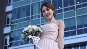 吳申梅今晚突傳結婚喜訊。（圖／翻攝吳申梅臉書）