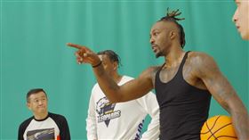 ▲「魔獸」霍華德（Dwight Howard）首度參與球隊練球。（圖／桃園永豐雲豹球團提供）