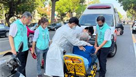 柯文哲南下高雄掃街拜票。（圖／民眾黨提供）