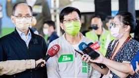 游錫堃、林佳龍出席萬人健走活動（圖／林佳龍競辦提供）