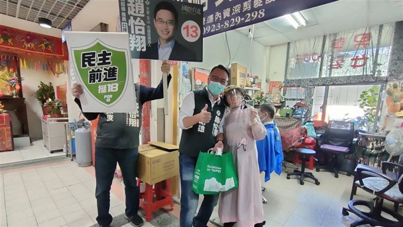 阮昭雄擔任分身　為陳時中趙怡翔市場衝票