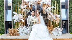 「千年一遇的美女」空姐Rita今與健身教練Curry舉辦婚禮。（圖／三立）
