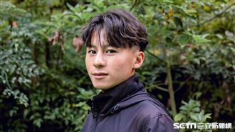 男星才獲金鐘殊榮　卻現身早餐店打工煎肉