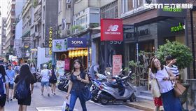 東區,招牌,店家。（圖／記者陳韋帆攝影）