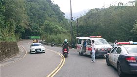 新北市，烏來，車速過快，自摔，邊坡