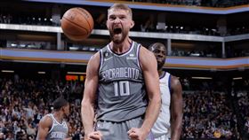 沙波尼斯,國王,