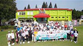 1111男女接力比桿賽大合照 （圖／國寶集團提供）