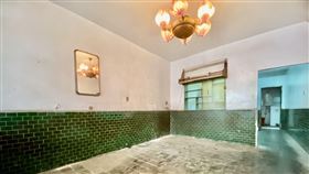 高雄楠梓「比悲傷更悲傷的凶宅」！398萬求售　背景故事藏洋蔥