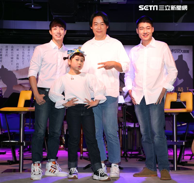 周明宇、呂紹齊、林斌、胖球「大畫昭君~觀落雁」直播音樂會。（記者邱榮吉/攝影）