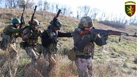 俄軍稱退出赫爾松是整備　「空城影片」流出意外曝真相。烏克蘭