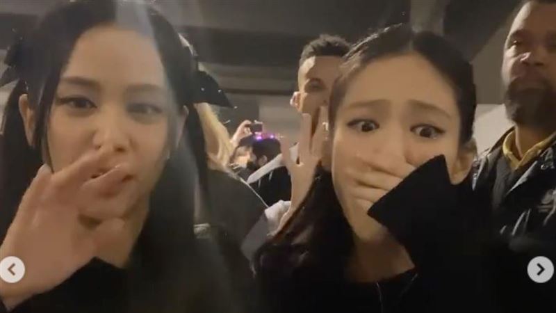 狂粉掀衣秀胸下刺青！Jennie摀嘴驚：OMG