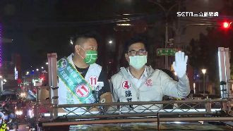 選戰倒數鐵人行程　陳其邁1天6車掃行程