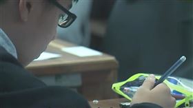 ▲學生準備考試示意圖。（圖／寶島神很大）