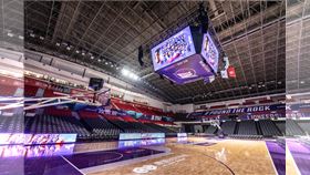 PLG年度主場持續進化，攻城獅球團斥資百萬優化中央大螢幕與音響設備。（圖／新竹攻城獅提供）