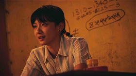 窄路微塵_袁澧林 Angela YUEN Lai-lam_The Narrow Road。（圖／金馬執委會提供）