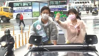 洪慈庸現身挺蔡適應！謝國樑揪侯友宜掃街