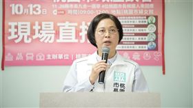 賴香伶參選桃園  藍綠夾殺突圍難度高民眾黨桃園市長參選人賴香伶（圖）有台北市長柯文哲加持，且主攻勞工、偏鄉，在帶領議員參選人上也成功建立影響力，建立民眾黨桃園基本盤，但自無黨籍對手鄭寶清參選後，在藍綠夾殺中突圍難度相對提高。（賴香伶團隊提供）中央社記者葉臻傳真  111年10月26日