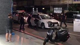 圍捕,拒捕,衝撞巡邏車,苓雅分局