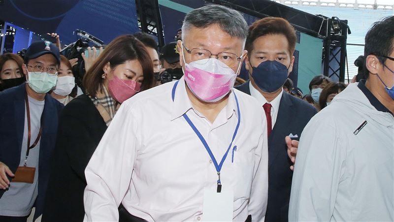 他爆：民眾黨都怕變成被柯手指到的那個人