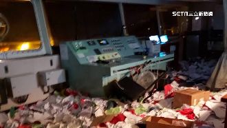 新海研一號失去電力　文件在船艙跳波浪舞