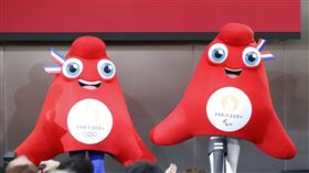 ▲巴黎奧運吉祥物弗里吉（Phryges）大多是中國製造，遭譴責是對所有法國企業的侮辱。（圖／美聯社／達志影像）