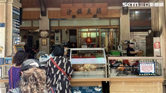 位於嘉義市鬧區的林聰明沙鍋魚頭，已有60年歷史。（圖／記者陳宜加攝影）