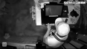 大安區知名韓國咖啡館遭竊，57歲孟姓男子變裝偷走萬元現金及食材。（圖／記者李依璇翻攝）