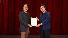 《一家子兒咕咕叫》開胡獲金馬第一獎。（圖／金馬執委會提供）