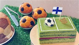 搭世足賽熱潮  飯店推吸睛足球造型料理世界盃足球賽即將開踢，飯店業者搭上世足熱潮，推出可愛到讓人捨不得吃的足球麵包、決戰足球場蛋糕與黃金足球蛋糕等吸睛應景點心。（礁溪老爺酒店提供）中央社記者汪淑芬傳真  111年11月19日