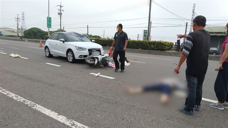 雲林小客車追撞3傷　1男頸椎骨折命危