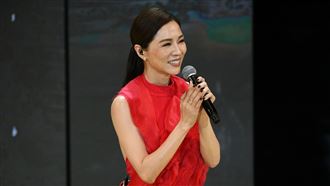 謝盈萱開金口唱歌　金馬主持許承諾惹噴笑