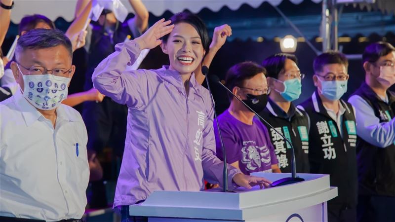 Jack找助理幫高虹安美甲？這次王浩宇挺她