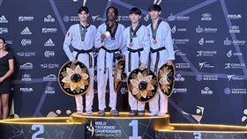 ▲陳柏諺（右1）獲世界跆拳道錦標賽男子54公斤級銅牌。（圖／翻攝自中華民國跆拳道協會臉書）