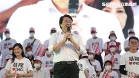 民進黨基隆市長候選人蔡適應於今（20）日舉辦造勢，總統蔡英文、基隆市長林右昌到場力挺。（圖／蔡適應團隊提供）