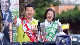 最暖分身駕到！林佳龍太太現身林口力挺李宇翔