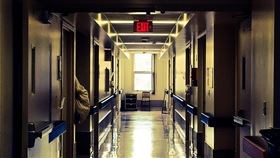 醫院，走廊，陰森(圖／PIXABAY)