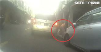 廂型車撞到老翁駕駛跑了！正義姊狂追百米